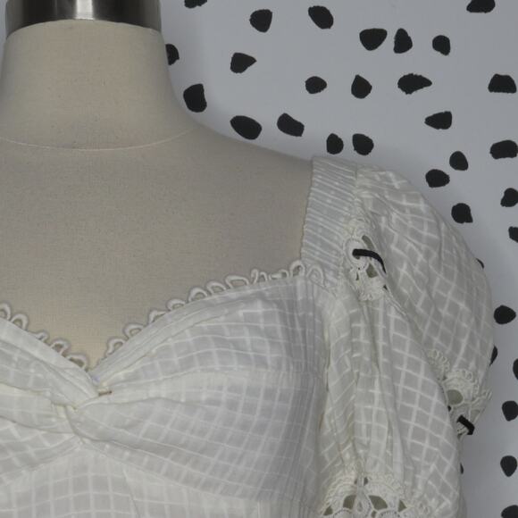 Rahi White Marbella Blossom Puff Sleeve Eyelet Trim Sweetheart Top - Picture 5 of 12